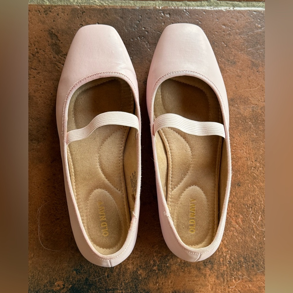 Old Navy Light Pink Women's Ballet Flats